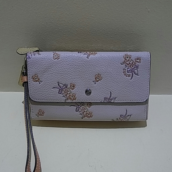 Coach Handbags - COACH TRIPLE WRISTLET